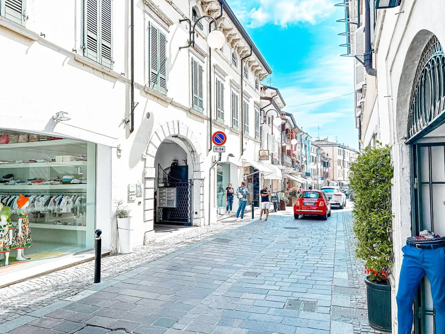 Apartamento Delizioso Bilocale Open Space Desenzano del Garda